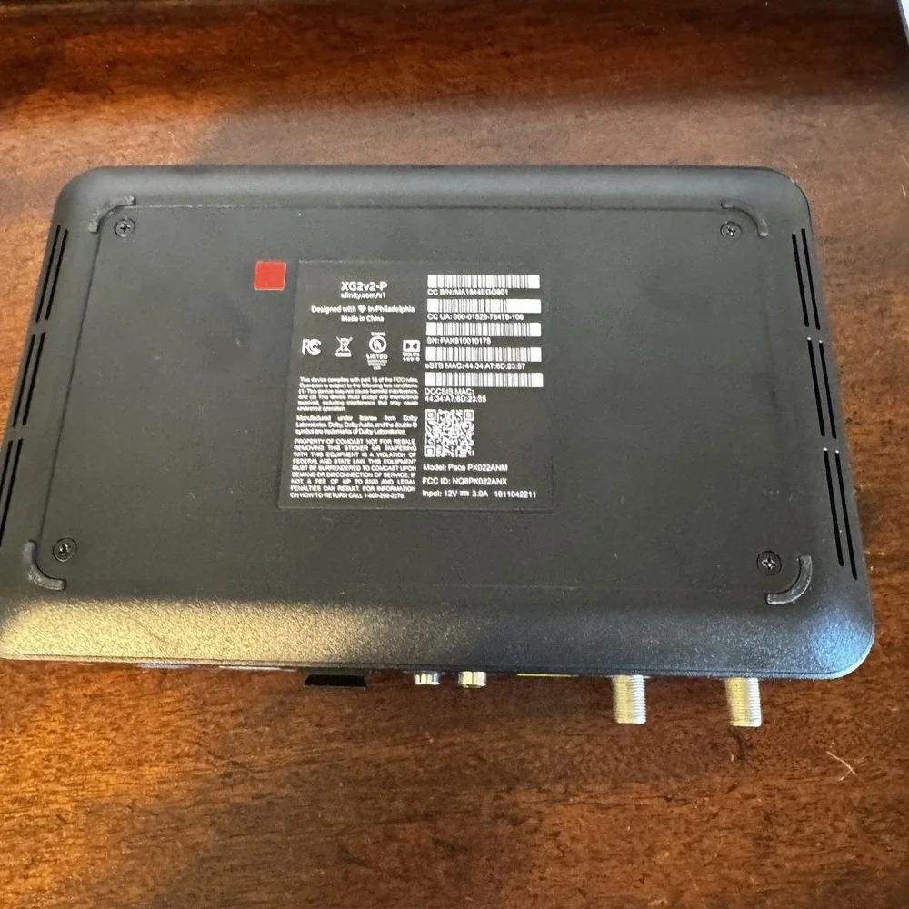 XFINITY XG2v2-P Model PACE PX022ANM HD TV Cable Box & Remote * NO CABLES *